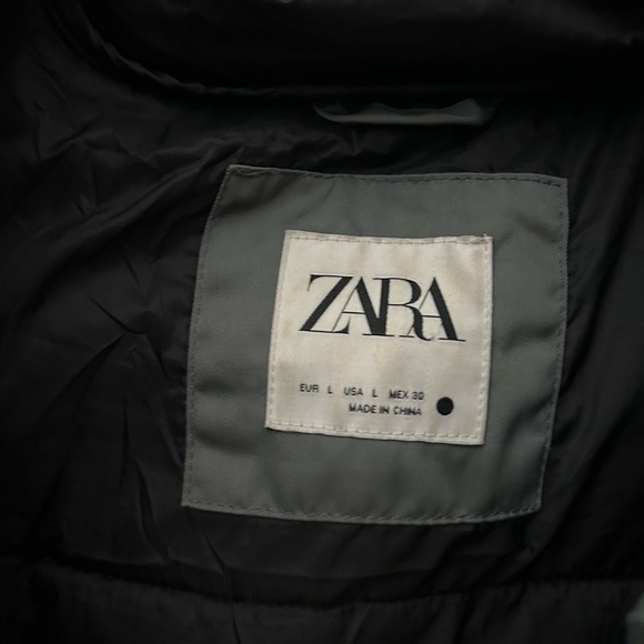 Zara Puff Jacket Size L - Picture 4 of 4